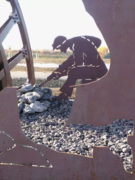 Mijnmonument Schachtbokwiel